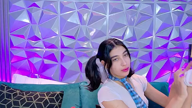 AdelineJhones online show from 2, 5, 2026