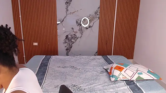 rosselyn  online show from 28, 11, 2025