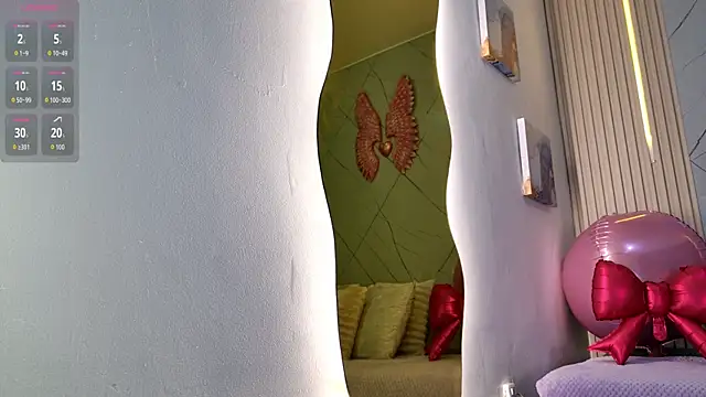 Snapshot of Sara_swift9 chatting on 14, 2, 2026 Sara swift9 online show from 14, 2, 2026