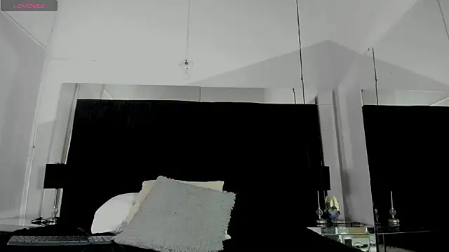 EmmadaSilva online show from 15, 5, 2026