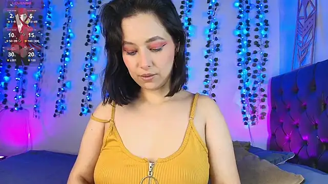 Eris Velvet online show from 13, 11, 2025