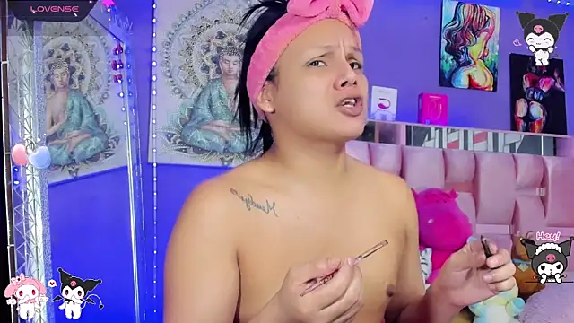 Zulema Zahirx online show from 28, 10, 2025