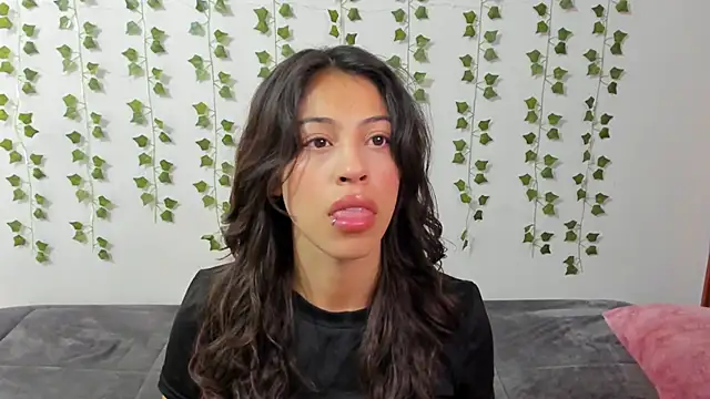 emily jonessxx online show from 6, 3, 2026