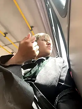 katteyyesss online show from 2, 11, 2025