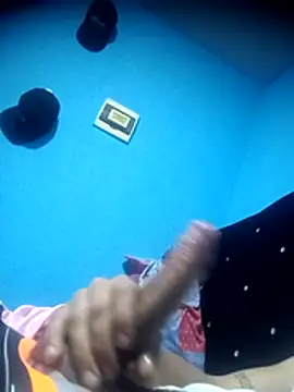 Snapshot of Scorpion05_ chatting on 5, 12, 2025 Scorpion05 online show from 5, 12, 2025