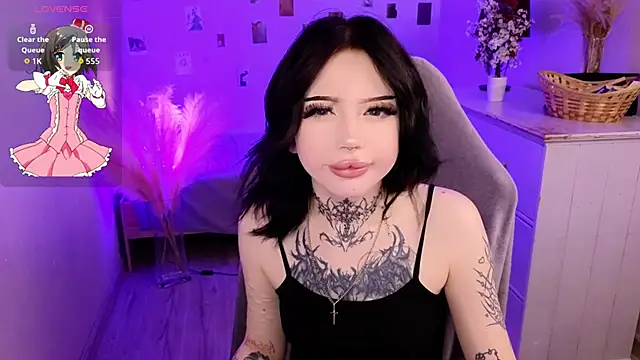 Emma Kirks online show from 16, 6, 2026