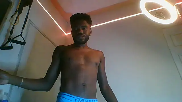 Snapshot of Suamyst_25 chatting on 15, 5, 2026 Suamyst 25 online show from 15, 5, 2026