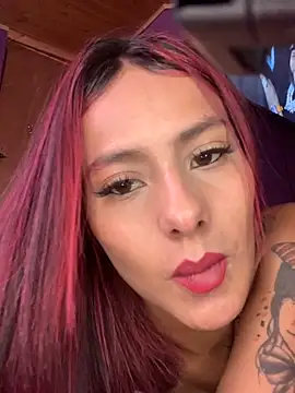 Emilyy-18 online show from 9, 11, 2025