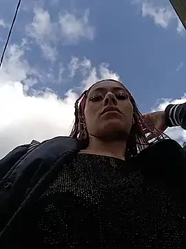 Emilyy-18 online show from 14, 11, 2025