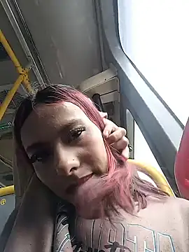 Emilyy-18 online show from 15, 11, 2025