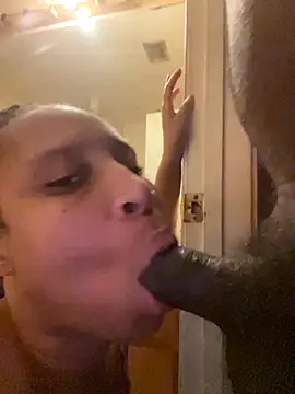 CreammieDelite online show from 26, 11, 2025