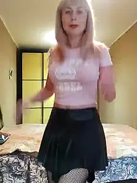 SelinaLovqx online show from 9, 11, 2025