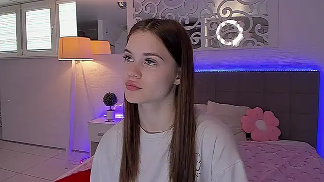 LuisaClover online show from 3, 5, 2026