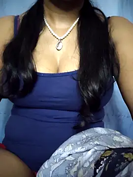 Ezabelljohn online show from 28, 4, 2026