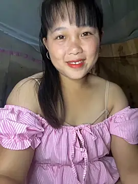 Snapshot of love_pusy09 chatting on 18, 11, 2025 love pusy09 online show from 18, 11, 2025