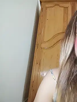 indilasixeey online show from 15, 5, 2026