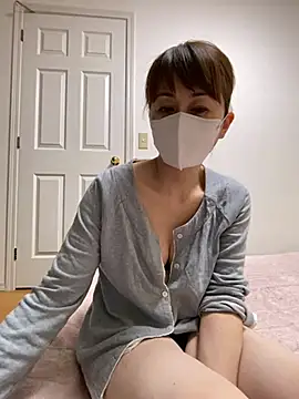 Snapshot of HONMONOHUUHU chatting on 13, 5, 2026 HONMONOHUUHU online show from 13, 5, 2026