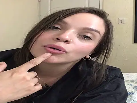 Snapshot of DianneVega chatting on 30, 11, 2025 DianneVega online show from 30, 11, 2025