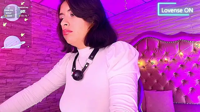 Roxanne Han online show from 19, 12, 2025