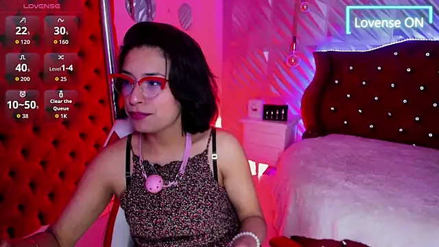 Roxanne Han online show from 7, 5, 2026