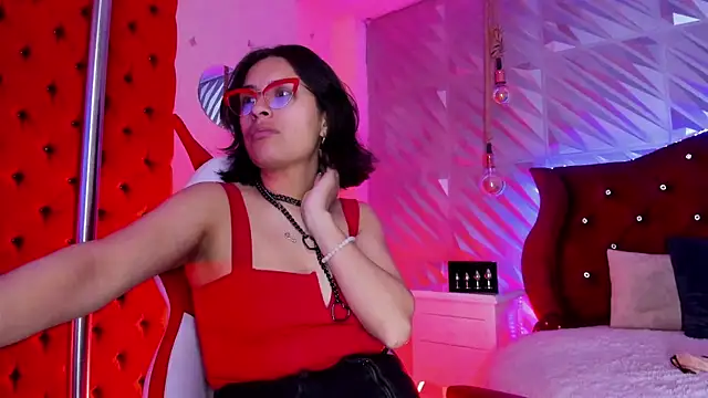 Roxanne Han online show from 27, 5, 2026