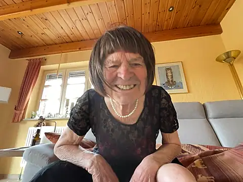 Snapshot of Dorle45 chatting on 24, 4, 2026 Dorle45 online show from 24, 4, 2026