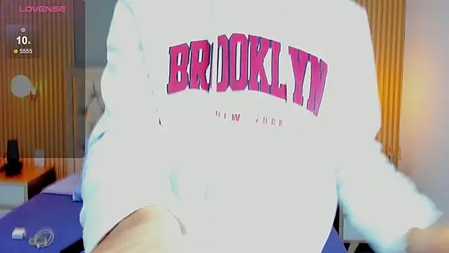 Snapshot of Maxii18_ chatting on 7, 1, 2026 Maxii18 online show from 7, 1, 2026