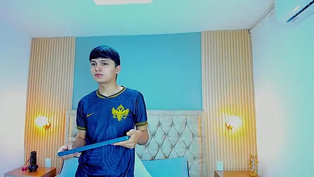 Snapshot of Maxii18_ chatting on 9, 1, 2026 Maxii18 online show from 9, 1, 2026