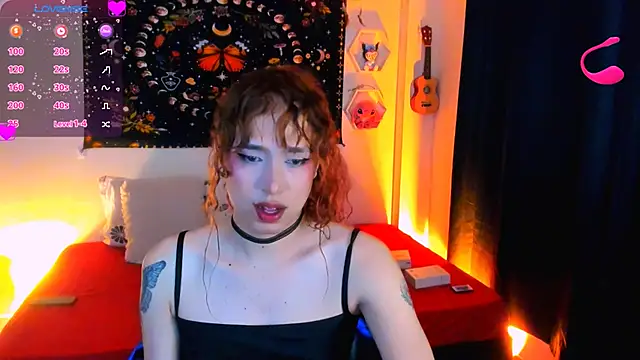 Snapshot of AdelineEsposito chatting on 15, 12, 2025 AdelineEsposito online show from 15, 12, 2025