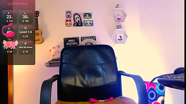 Snapshot of AdelineEsposito chatting on 27, 2, 2026 AdelineEsposito online show from 27, 2, 2026