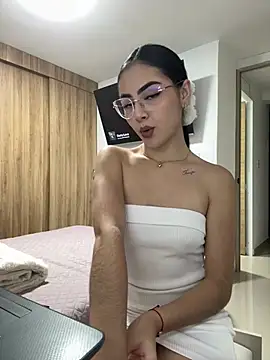 IslaCole online show from 14, 7, 2026