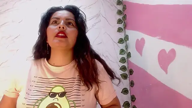 amara leoncm online show from 23, 10, 2025