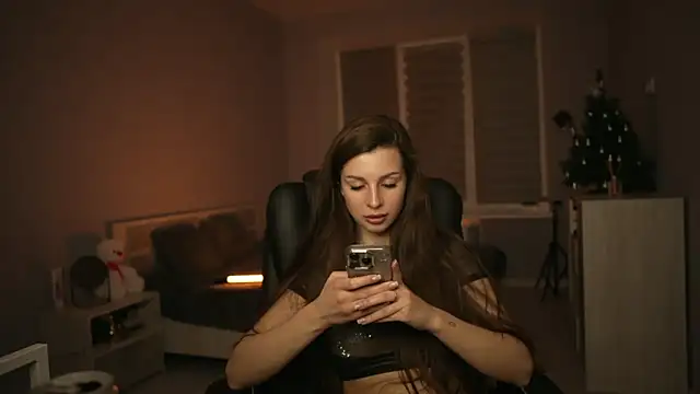 karinamoonss online show from 27, 2, 2026