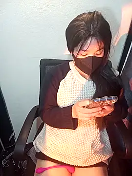 Cherry Le02 online show from 9, 2, 2026