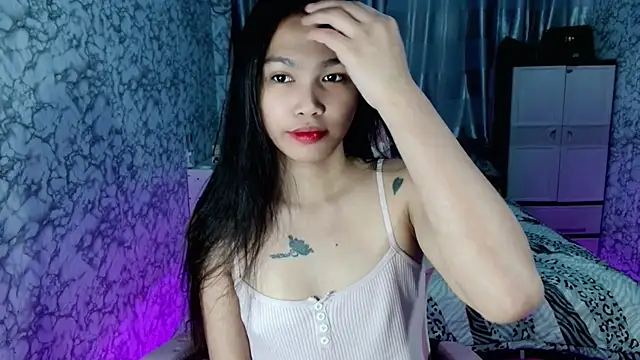 Snapshot of _Lachica_ chatting on 22, 11, 2025 Lachica online show from 22, 11, 2025