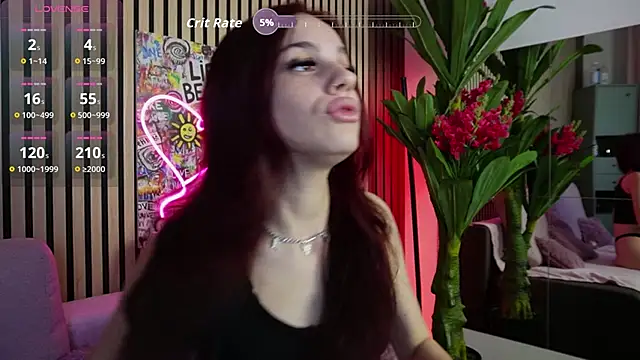 Snapshot of MirunaHaze chatting on 13, 11, 2025 MirunaHaze online show from 13, 11, 2025