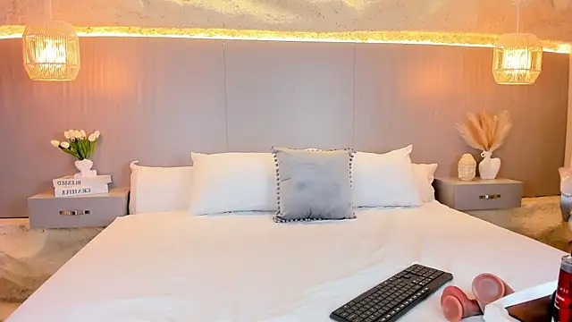 Snapshot of AmyColman_ chatting on 17, 3, 2026 AmyColman online show from 17, 3, 2026