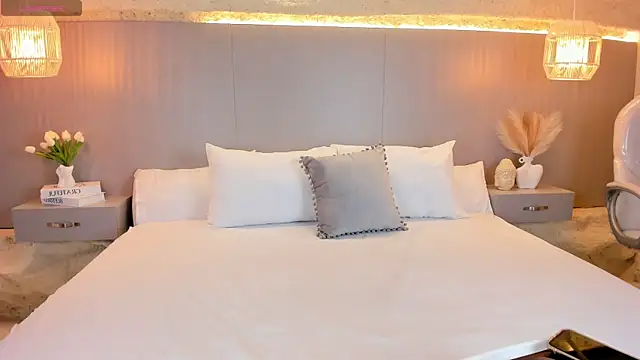 Snapshot of AmyColman_ chatting on 25, 3, 2026 AmyColman online show from 25, 3, 2026