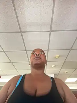 Snapshot of SweetCandy84 chatting on 16, 2, 2026 SweetCandy84 online show from 16, 2, 2026