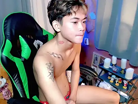 AsianCuteGuy21 online show from 19, 11, 2025