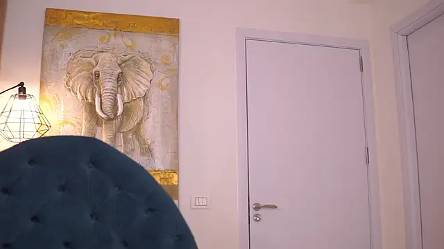 Snapshot of Aisha_Bee chatting on 12, 3, 2026 Aisha Bee online show from 12, 3, 2026