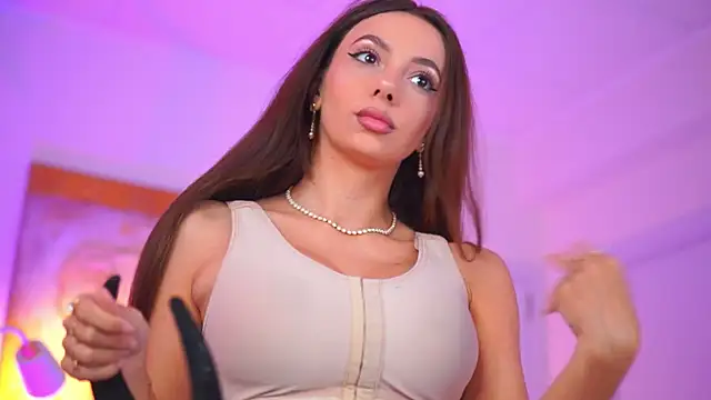 Aisha Bee online show from 30, 5, 2026