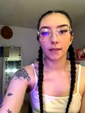 soffia candy  online show from 27, 10, 2025