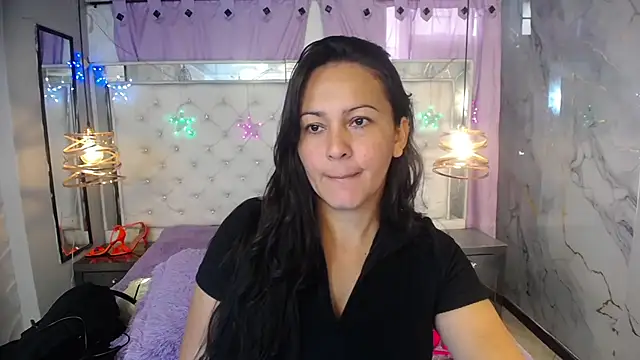 Melissa-roberts online show from 15, 12, 2025
