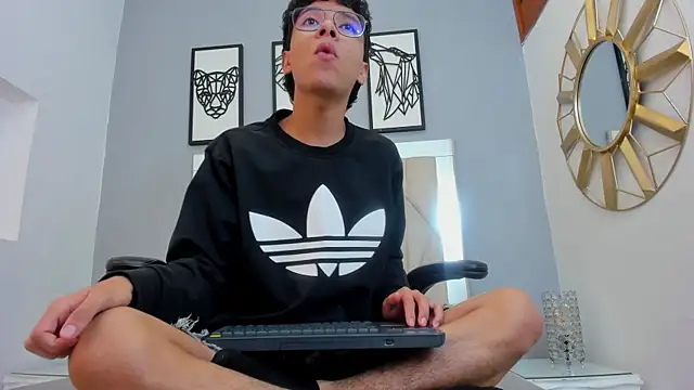 adams bobby online show from 8, 5, 2026
