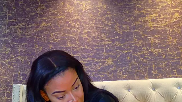 Snapshot of loana_vegas chatting on 20, 6, 2026 loana vegas online show from 20, 6, 2026