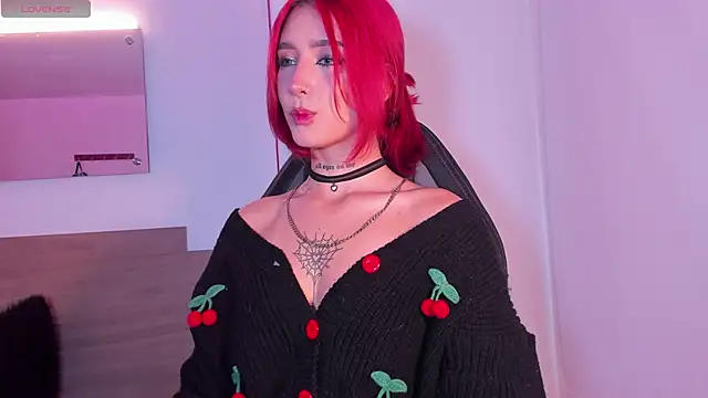 Snapshot of Katta_Martini_ chatting on 13, 11, 2025 Katta Martini online show from 13, 11, 2025