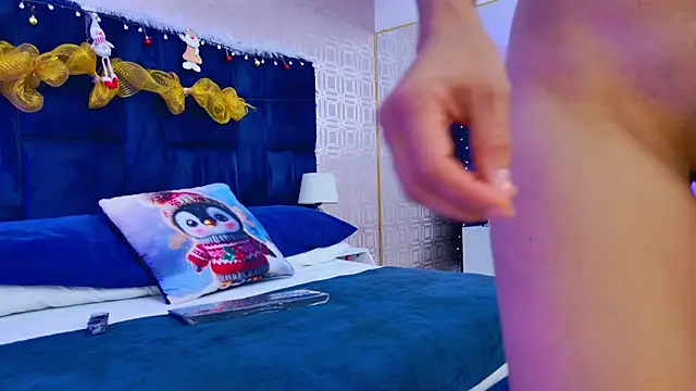 Stacy London online show from 19, 12, 2025