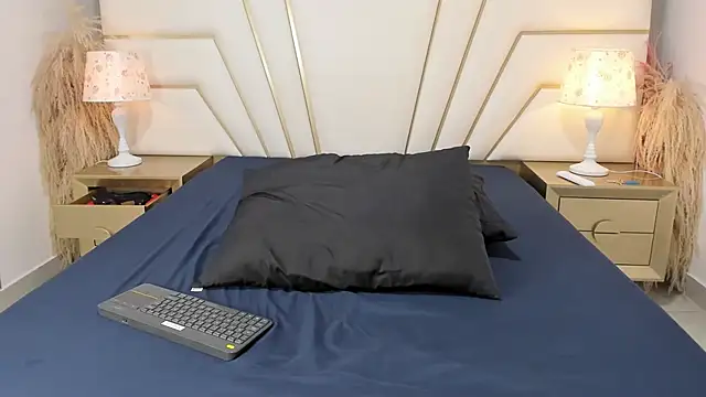 MaroxCute online show from 25, 11, 2025