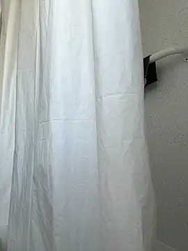 Snapshot of BubblesLovexox chatting on 5, 3, 2026 BubblesLovexox online show from 5, 3, 2026